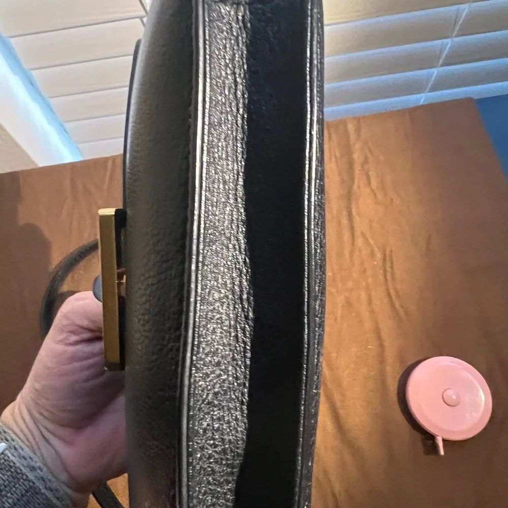 Marc By Marc Jacobs Crossbody - Black Leather, Excellent Condition - Picture 3 of 11